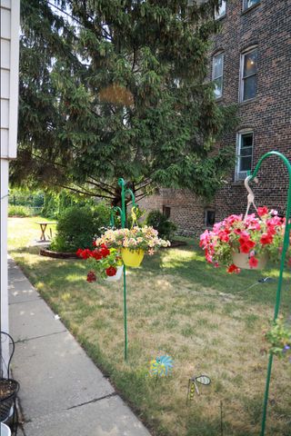 9611 S Avenue L Avenue 2, Chicago, IL 60617