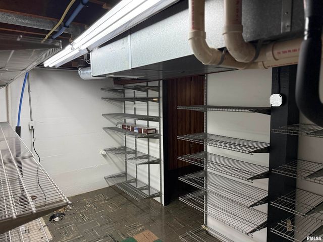 2017 HARRISON Street, Quincy, IL 62301