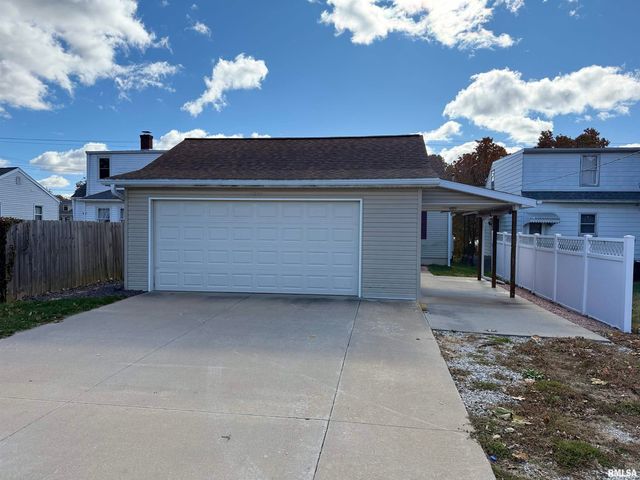 2017 HARRISON Street, Quincy, IL 62301