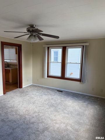 2017 HARRISON Street, Quincy, IL 62301