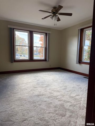 2017 HARRISON Street, Quincy, IL 62301