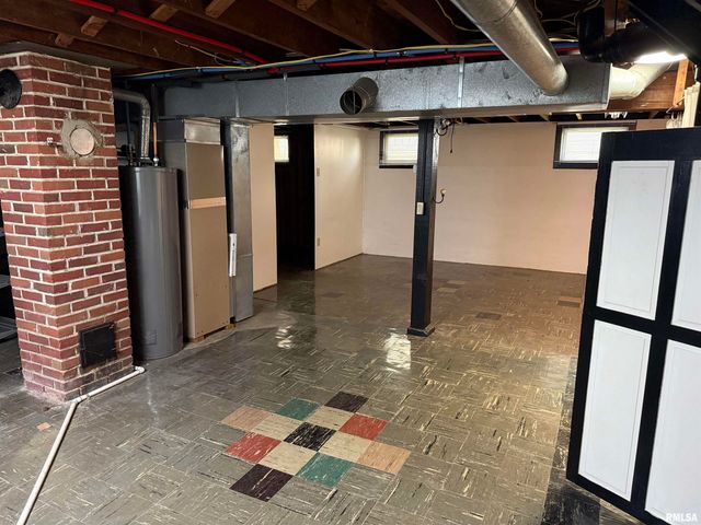 2017 HARRISON Street, Quincy, IL 62301