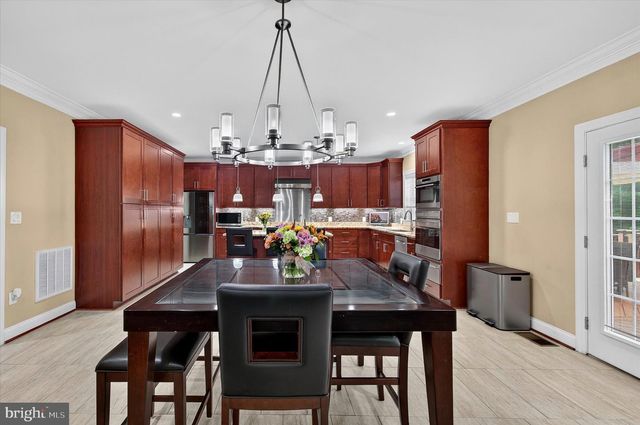 7000 JACOBS GROVE CT, Manassas, VA 20112