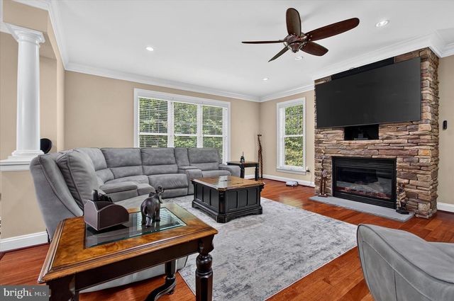 7000 JACOBS GROVE CT, Manassas, VA 20112