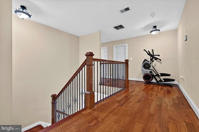 7000 JACOBS GROVE CT, Manassas, VA 20112