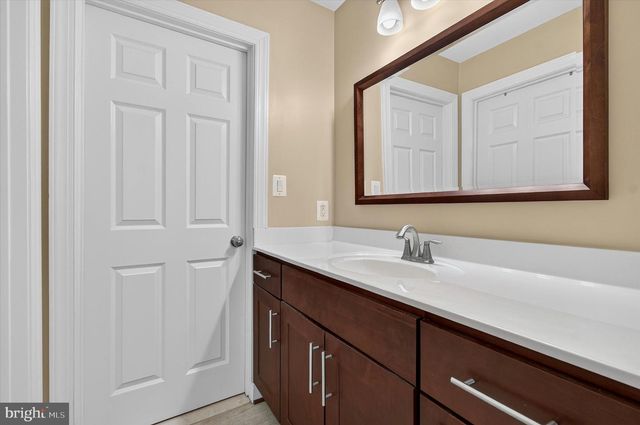 7000 JACOBS GROVE CT, Manassas, VA 20112