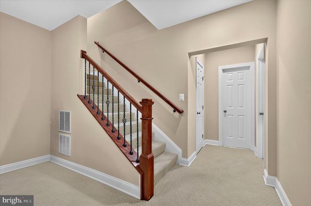 7000 JACOBS GROVE CT, Manassas, VA 20112