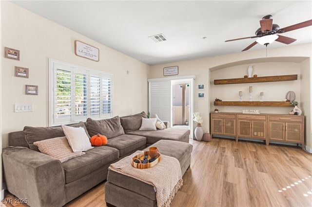 5555 Parlay Way 103, Las Vegas, NV 89122