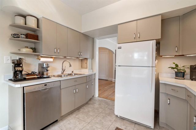 2207 Hammond Ave, Superior, WI 54880