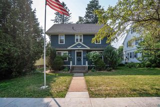 2207 Hammond Ave, Superior, WI 54880