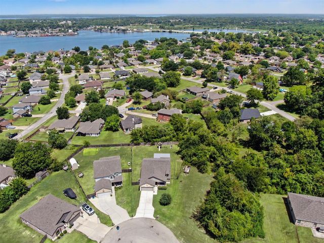 13258 Ridgeview, Willis, TX 77318