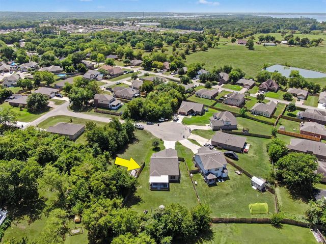 13258 Ridgeview, Willis, TX 77318