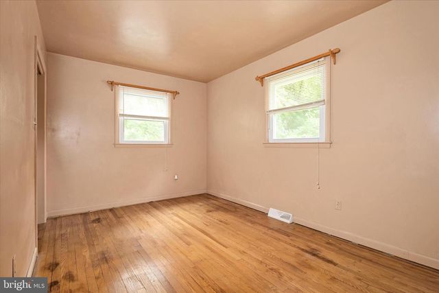 410 WALNUT DR, Annapolis, MD 21403