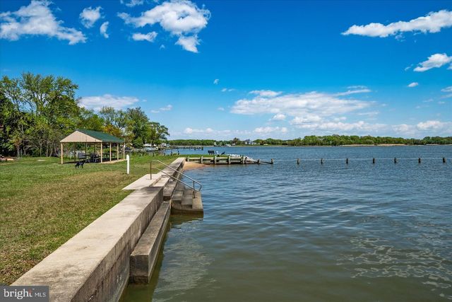 410 WALNUT DR, Annapolis, MD 21403