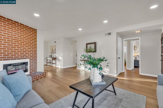 7472 Blue Fox Way, San Ramon, CA 94583