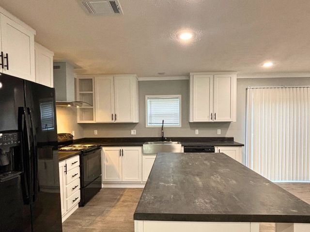 115 S VIDIA WAY, Kerens, TX 75144