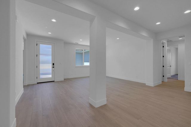 1093 Royo Ranchero, Yuba City, CA 95993