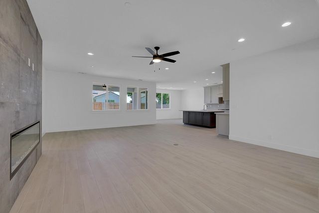 1093 Royo Ranchero, Yuba City, CA 95993