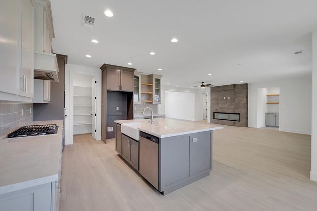 1093 Royo Ranchero, Yuba City, CA 95993