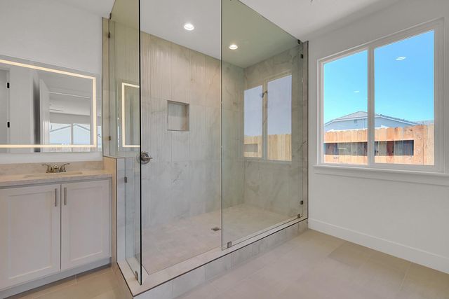 1093 Royo Ranchero, Yuba City, CA 95993