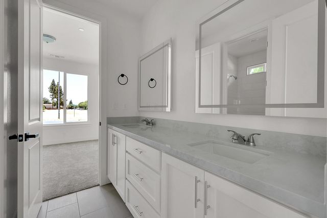 1093 Royo Ranchero, Yuba City, CA 95993