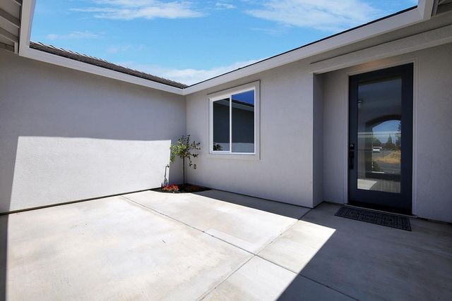 1093 Royo Ranchero, Yuba City, CA 95993