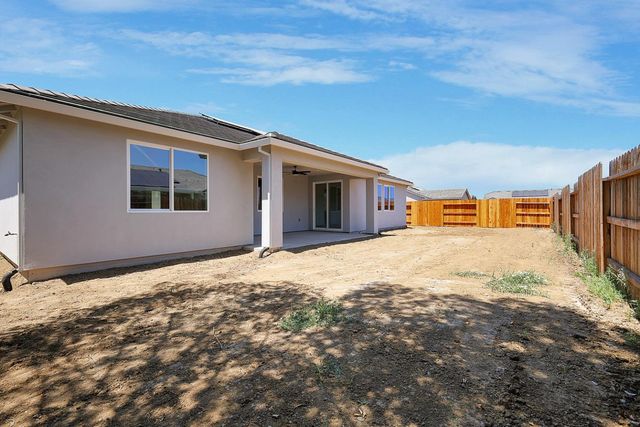 1093 Royo Ranchero, Yuba City, CA 95993