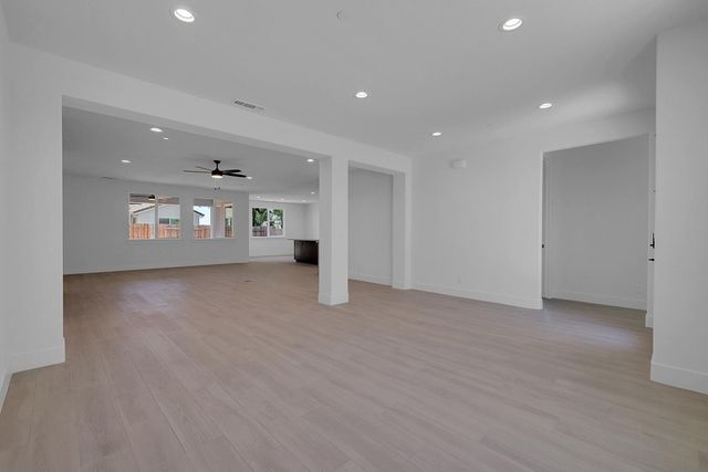 1093 Royo Ranchero, Yuba City, CA 95993