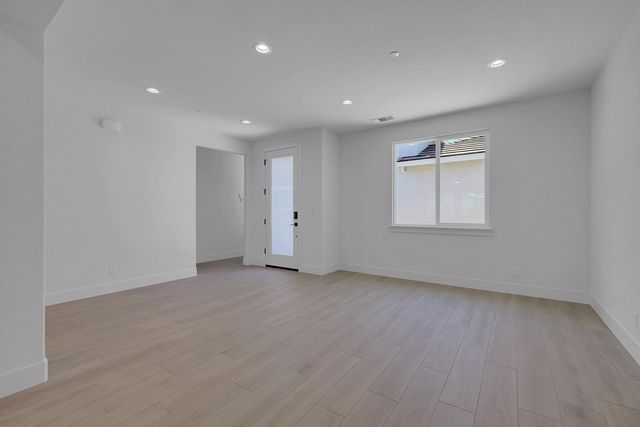 1093 Royo Ranchero, Yuba City, CA 95993