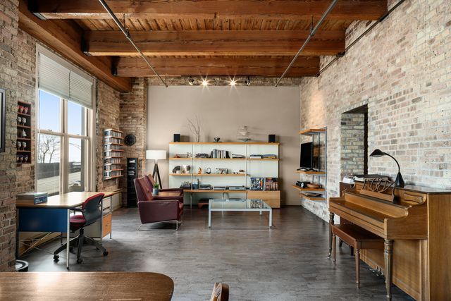 540 N Lake Shore Drive 420, Chicago, IL 60611