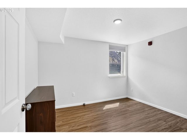 8120 N INTERSTATE Ave 204, Portland, OR 97217