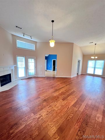 8933 Chantilly Way, Montgomery, AL 36116