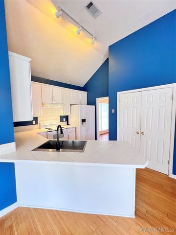8933 Chantilly Way, Montgomery, AL 36116