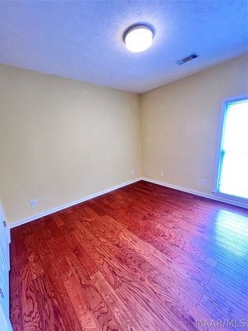 8933 Chantilly Way, Montgomery, AL 36116