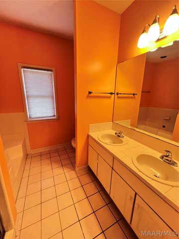 8933 Chantilly Way, Montgomery, AL 36116