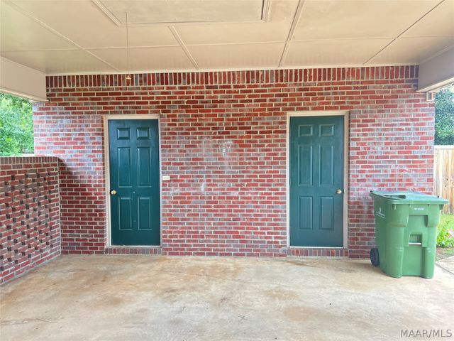 8933 Chantilly Way, Montgomery, AL 36116
