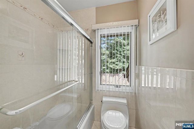 151 Broadview Terrace, Paramus, NJ 07652