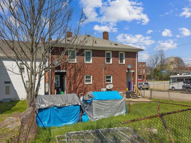 602 Division STREET, Jeannette, PA 15644
