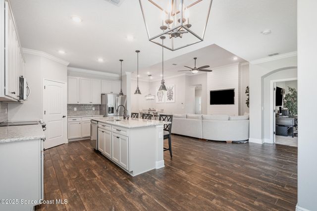 1017 Welco Street SE, Palm Bay, FL 32909