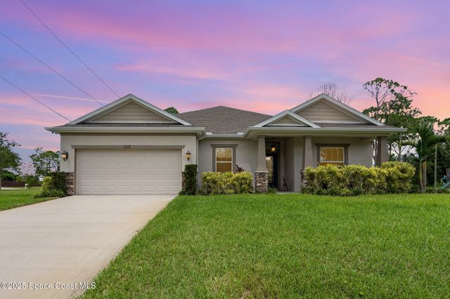 1017 Welco Street SE, Palm Bay, FL 32909