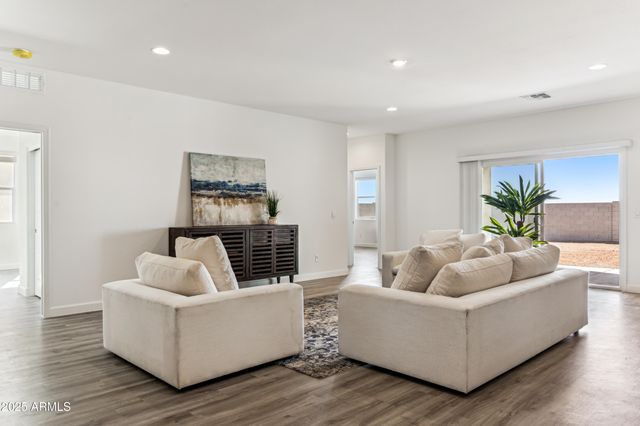 12464 E AGAVE Lane, Florence, AZ 85132