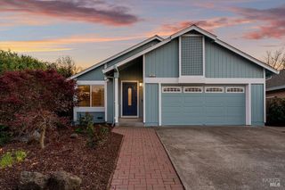 1521 Mary Pl, Rohnert Park, CA 94928