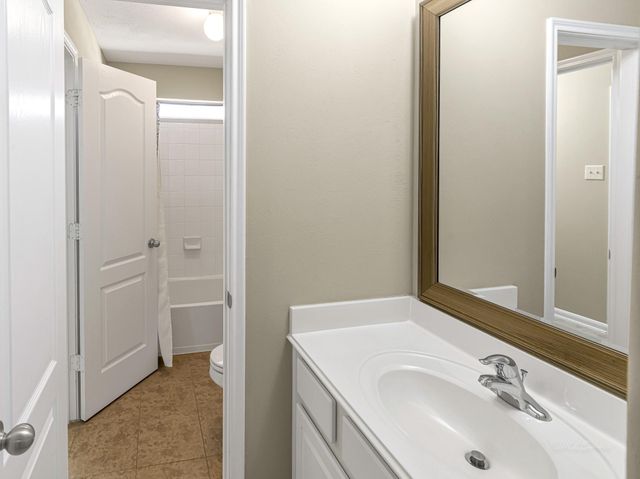 17718 Emerald Garden Lane, Houston, TX 77084