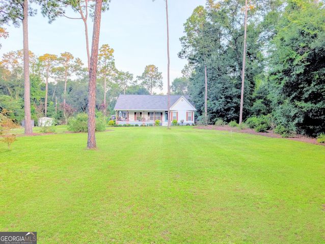 2113 Backlake Circle, Bainbridge, GA 39819