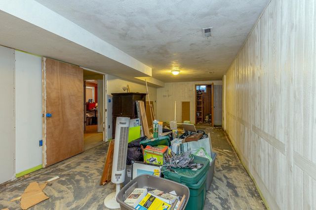 1504 N Vista Rd, Spokane, WA 99212