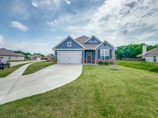 328 Bronco Drive, Pilot Point, TX 76258