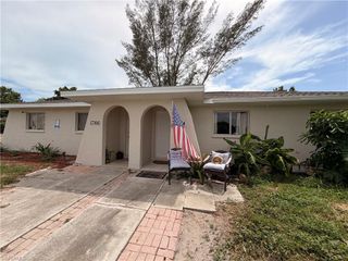 17364/366 Dowling DR 366, Fort Myers, FL 33967