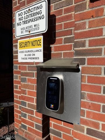 5 Pomona Ave 2c, Newark City, NJ 07112