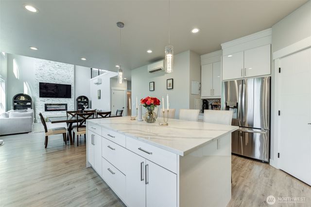 1834 Barrington Lane, Burlington, WA 98233