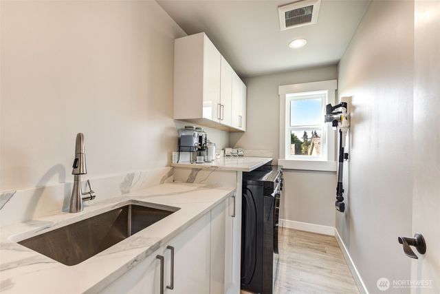 1834 Barrington Lane, Burlington, WA 98233